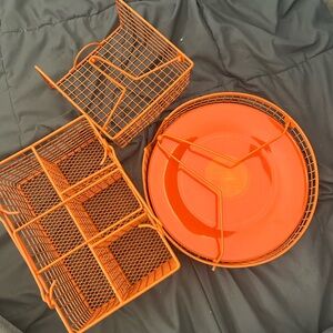 Orange Wire Mesh Dinnerware Set
